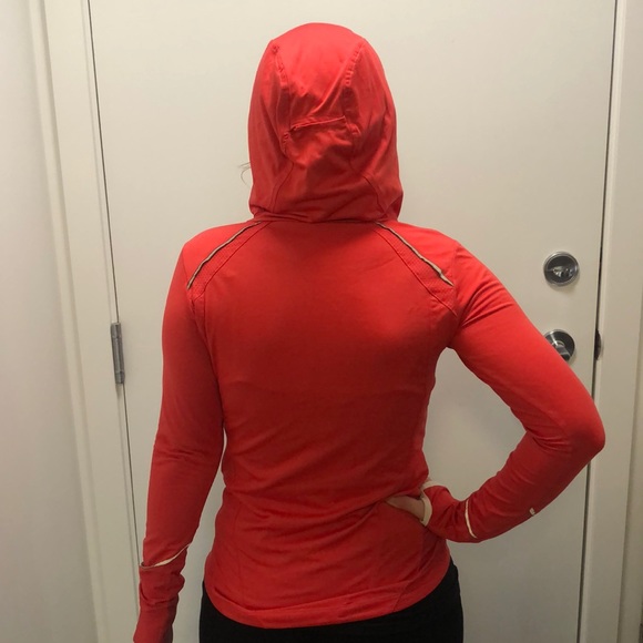 Pull over work out hoodie. Many zippers &so comfy! - Picture 3 of 6